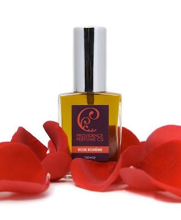 香水瓶照片  Providence Perfume Co.