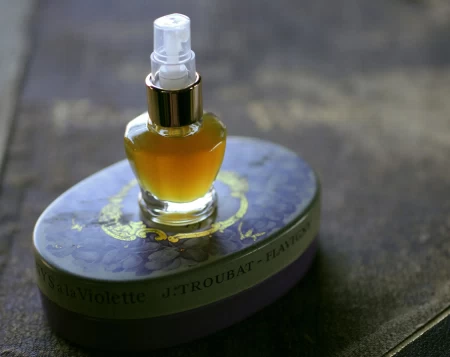 Foto des Flakons  Roxana Illuminated Perfume