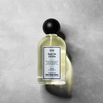 香水瓶照片  Scents of Memento