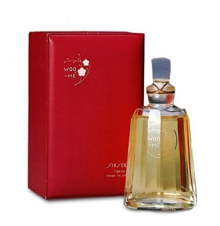 香水瓶照片  Shiseido