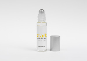 香水瓶照片  Stark Waxing Studio