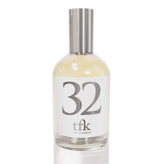 香水瓶照片  The Fragrance Kitchen