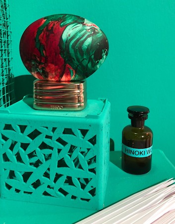 Bottle photo The House of Oud Live in Colors