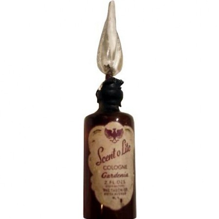 Foto des Flakons The Theon Co. Scent o Lite - Gardenia