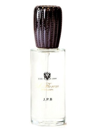 香水瓶照片  Voluspa