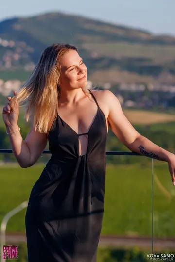 Karina Akhokhina