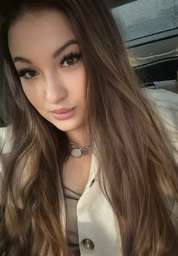 Karina Dopareva