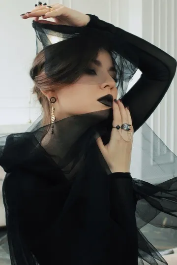 Liza Luneeva