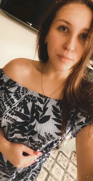 Eva Neproshina