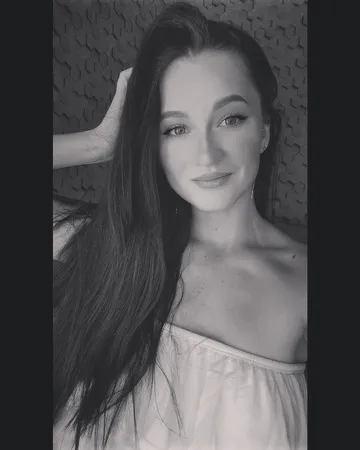 Larisa Podlutskaia