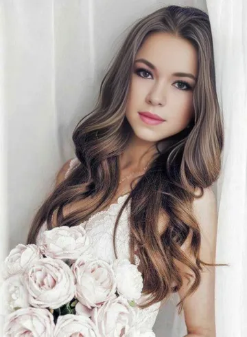 Alisa Suravegina