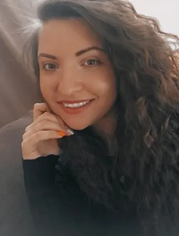Veronika Tuzulkova